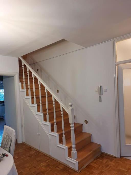 Apartman Laura Ζάγκρεμπ Εξωτερικό φωτογραφία